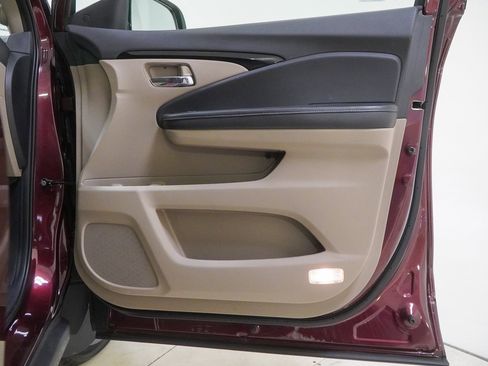 Used 2019 Honda Ridgeline RTL-E image 39