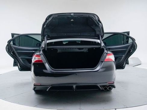 Used 2020 Toyota Camry SE image 20