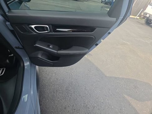 Used 2025 Honda Civic Sport Touring image 27