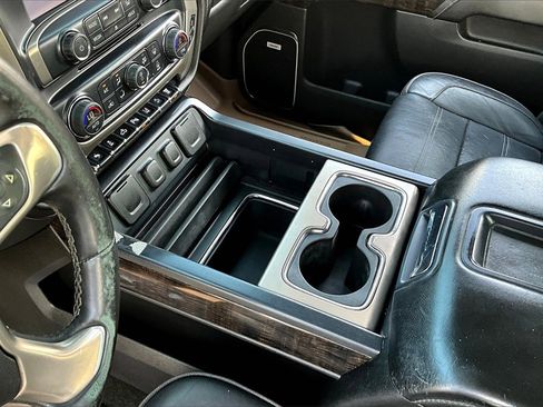 Used 2015 GMC Sierra 3500 Denali w/ Duramax Plus Package image 15