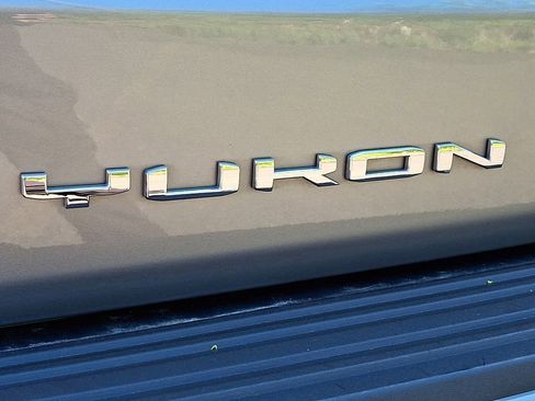 Certified 2023 GMC Yukon Denali Ultimate AWD/4WD image 35