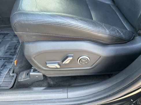 Used 2024 Hyundai Santa Fe Limited image 16