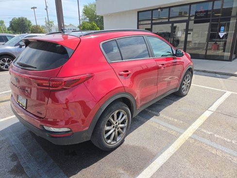 Certified 2022 Kia Sportage Nightfall Edition w/ Nighfall AWD Premium Package image 4
