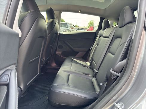 Used 2025 Tesla Model Y Performance AWD/4WD image 27