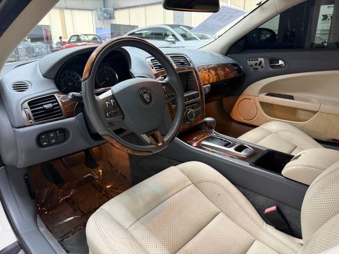 Used 2007 Jaguar XK Coupe RWD image 15