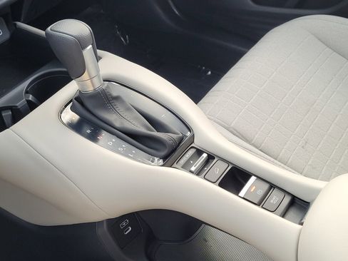 Certified 2024 Honda HR-V LX image 27