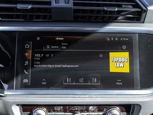 Used 2025 Audi Q3 2.0T Premium image 16