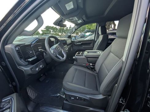 New 2026 GMC Sierra 1500 SLE w/ Preferred Package RWD image 9
