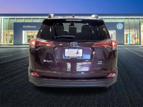 Used 2018 Toyota RAV4 LE w/ All Weather Liner Package AWD/4WD image 28