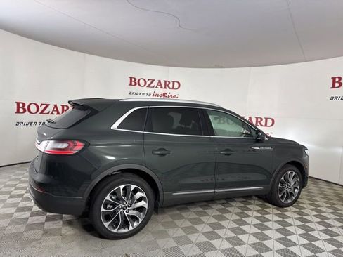 Used 2023 Lincoln Nautilus Reserve w/ Equipment Group 201A image 9