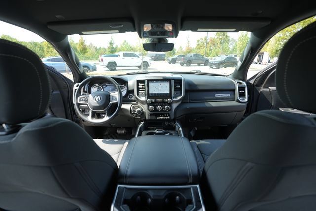 Used 2022 RAM 1500 Big Horn AWD/4WD image 24