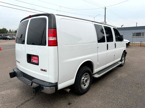 Used 2020 GMC Savana 2500 w/ Driver Convenience Package image 9