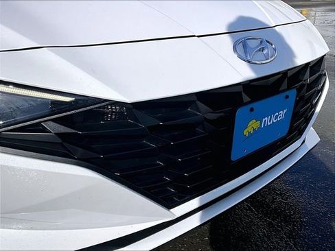 Used 2023 Hyundai Elantra SEL w/ Convenience Package image 29