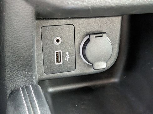 Used 2020 Nissan Kicks SR w/ SR Premium Package image 22