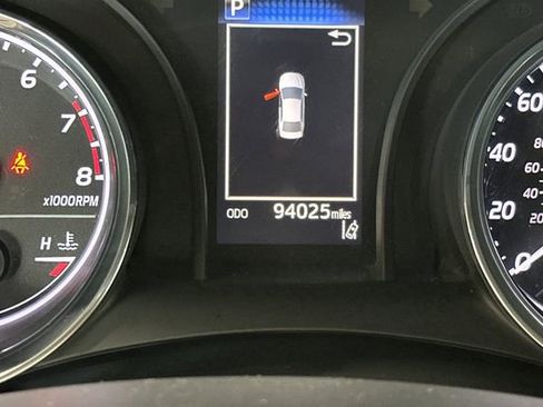 Used 2019 Toyota Camry SE w/ Audio Package FWD image 31