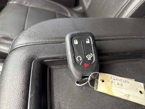 Used 2019 GMC Sierra 1500 SLT w/ SLT Premium Plus Package image 35