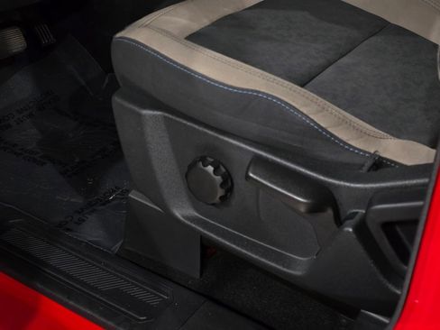 Used 2023 Ford Bronco Wildtrak image 21