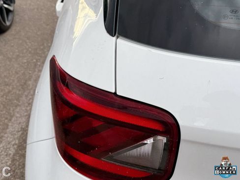 Used 2024 Hyundai Venue SEL FWD image 9