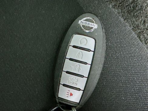 Used 2023 Nissan Sentra SV w/ All-Weather Package image 33