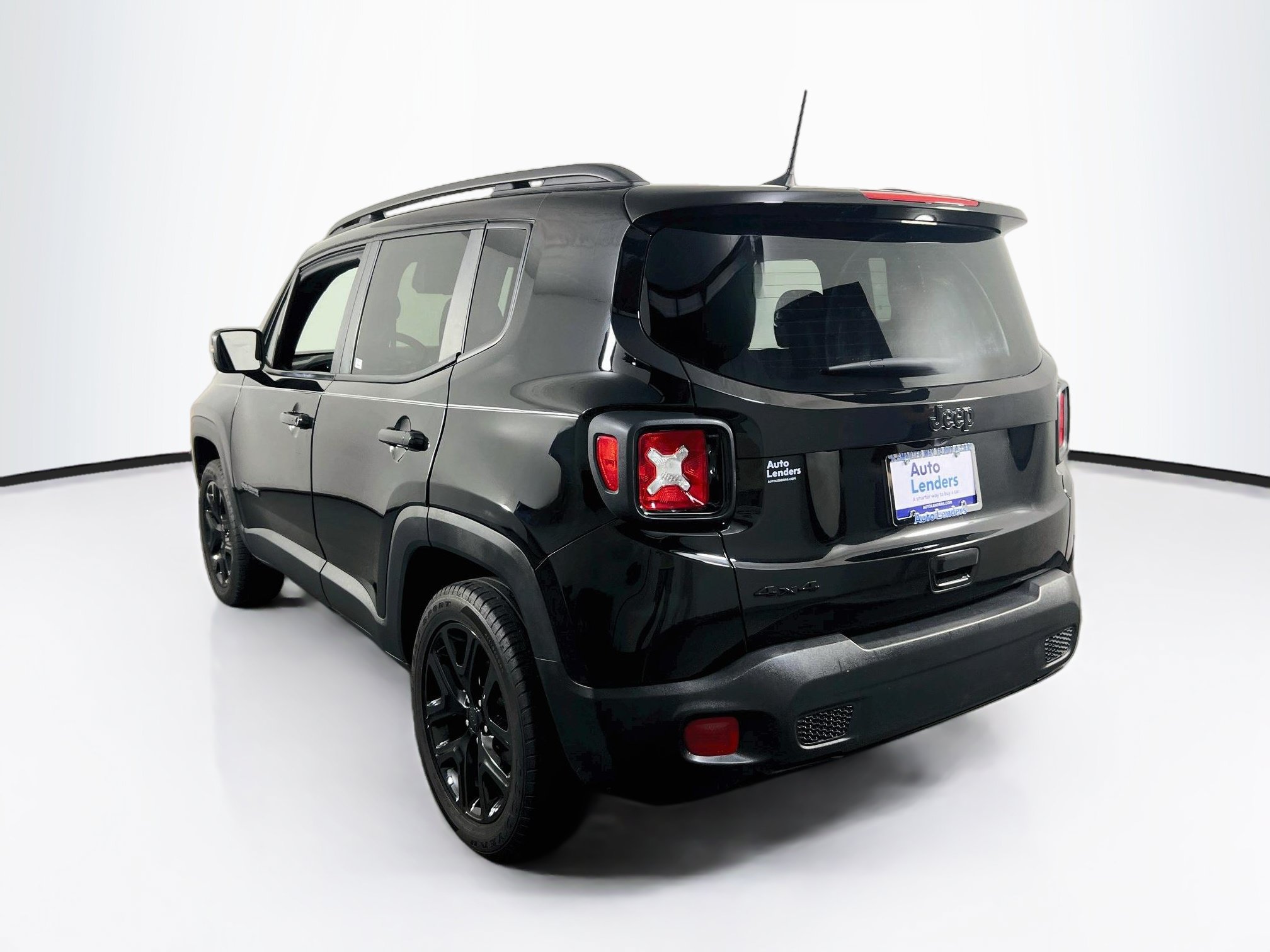 Used 2022 Jeep Renegade Altitude w/ Convenience Group AWD/4WD image 7