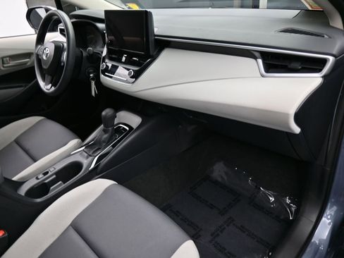 Used 2024 Toyota Corolla LE image 43