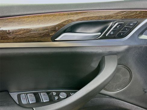 Used 2022 BMW X3 xDrive30i w/ Premium Package 2 image 18