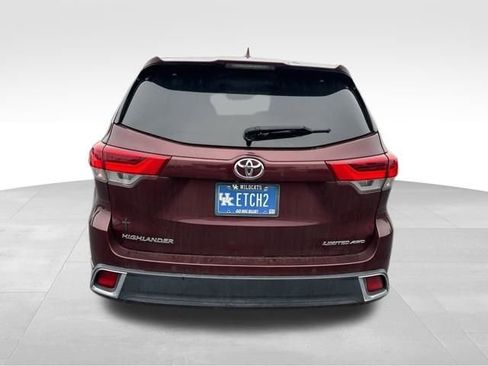 Used 2018 Toyota Highlander Limited image 4
