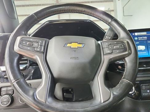 Used 2024 Chevrolet Silverado 3500 High Country w/ Technology Package AWD/4WD image 16