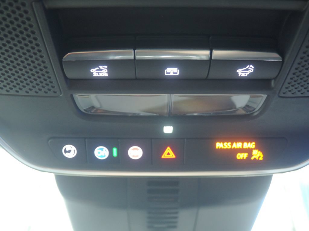 New 2026 Chevrolet Traverse RS FWD image 25