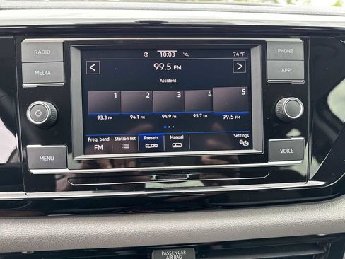 Certified 2023 Volkswagen Taos S FWD image 33