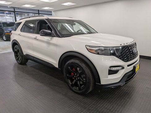 Used 2022 Ford Explorer ST w/ Equipment Group 401A image 3