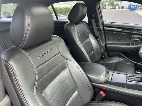 Used 2018 Ford Taurus SHO w/ Sho Performance Package AWD/4WD image 19