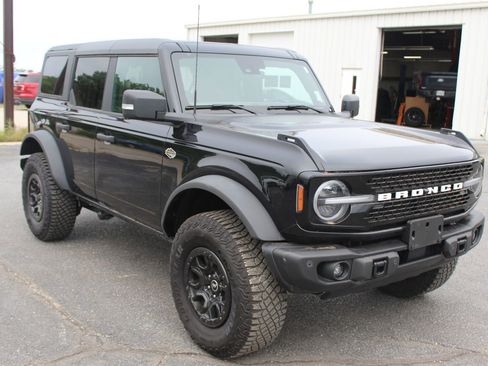 Used 2023 Ford Bronco Wildtrak AWD/4WD image 8