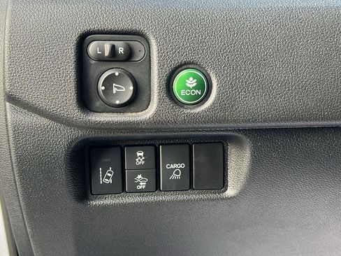 Used 2021 Honda Ridgeline Sport image 24