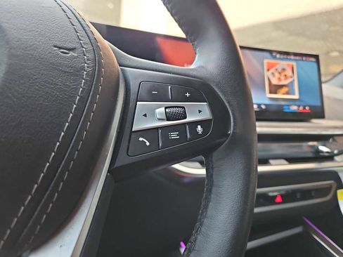 Used 2024 BMW X5 xDrive40i w/ Premium Package image 26