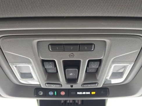 Used 2023 Chevrolet Silverado 1500 LT Trail Boss w/ LT Trail Boss Premium Package image 40