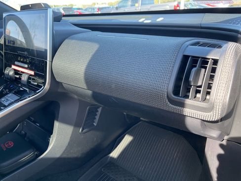 Used 2024 Toyota bZ4X XLE image 30