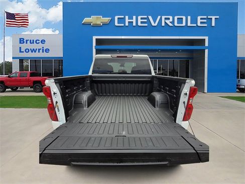 New 2026 Chevrolet Silverado 1500 LT w/ Z71 Off-Road Package image 6