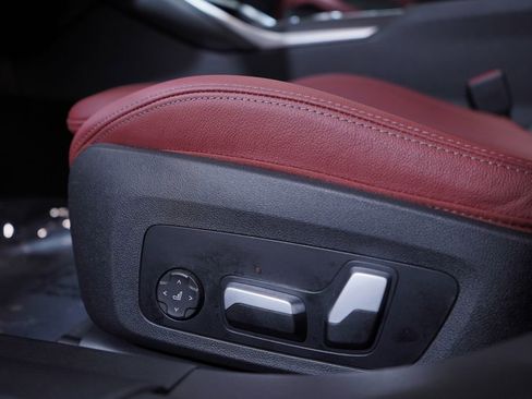 Used 2023 BMW i4 eDrive40 w/ M Sport Package image 18