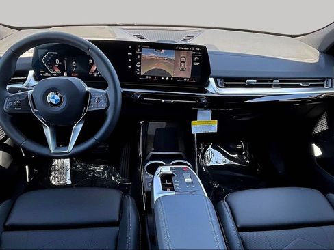 New 2026 BMW X2 xDrive28i w/ Technology Package AWD/4WD image 7