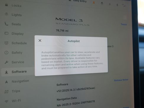 Used 2020 Tesla Model 3 Standard Range Plus image 22