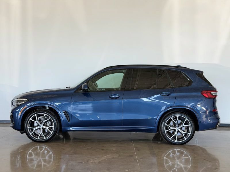 Used 2019 BMW X5 xDrive40i w/ M Sport Package AWD/4WD image 4
