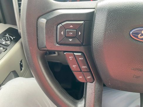 Used 2022 Ford F250 XL w/ Power Equipment Group AWD/4WD image 19