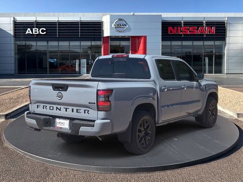 New 2026 Nissan Frontier SV AWD/4WD image 5