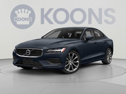 Used 2020 Volvo S60 T5 Momentum
