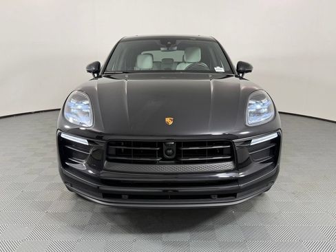Certified 2025 Porsche Macan w/ Premium Package Plus AWD/4WD image 10