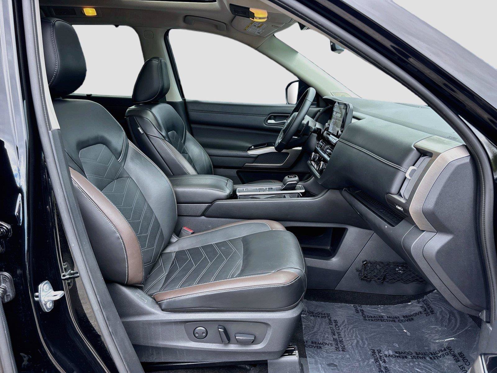 Used 2024 Nissan Pathfinder Platinum w/ Cargo Package FWD image 30
