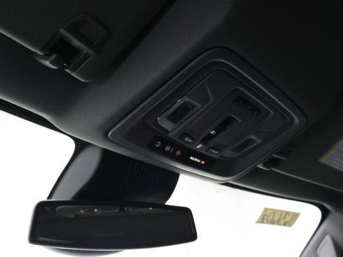 Used 2024 Chevrolet Silverado 3500 LT w/ Z71 Sport Edition image 10