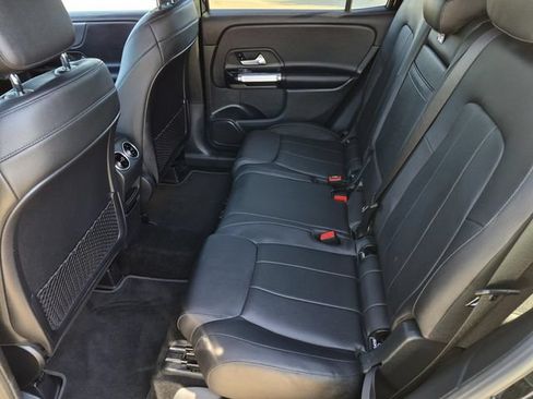Certified 2021 Mercedes-Benz GLB 250 image 17
