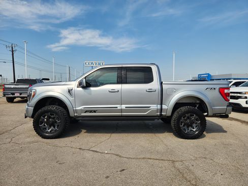 Used 2021 Ford F150 Lariat w/ Equipment Group 502A High AWD/4WD image 4